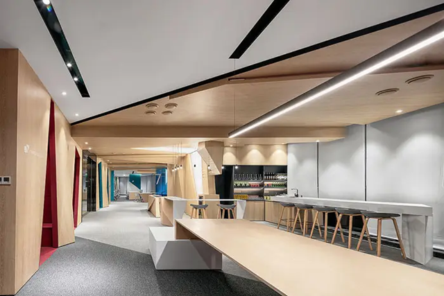 1000平米以上办公室走廊设计及墙面设计细则