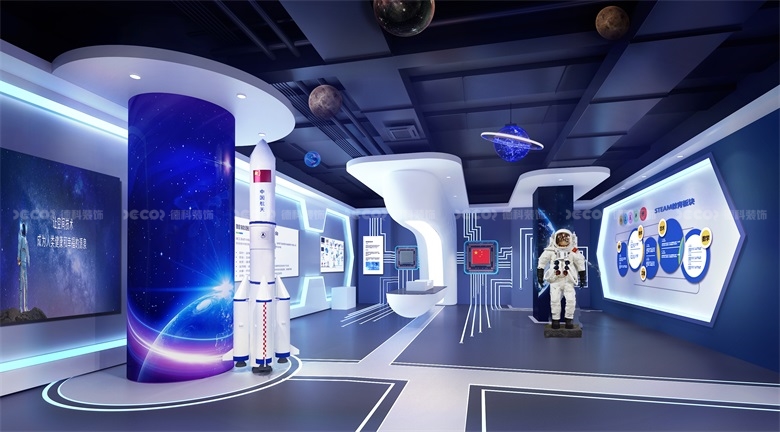 如何通过企业展馆设计来引导观众对企业的关注和关切？